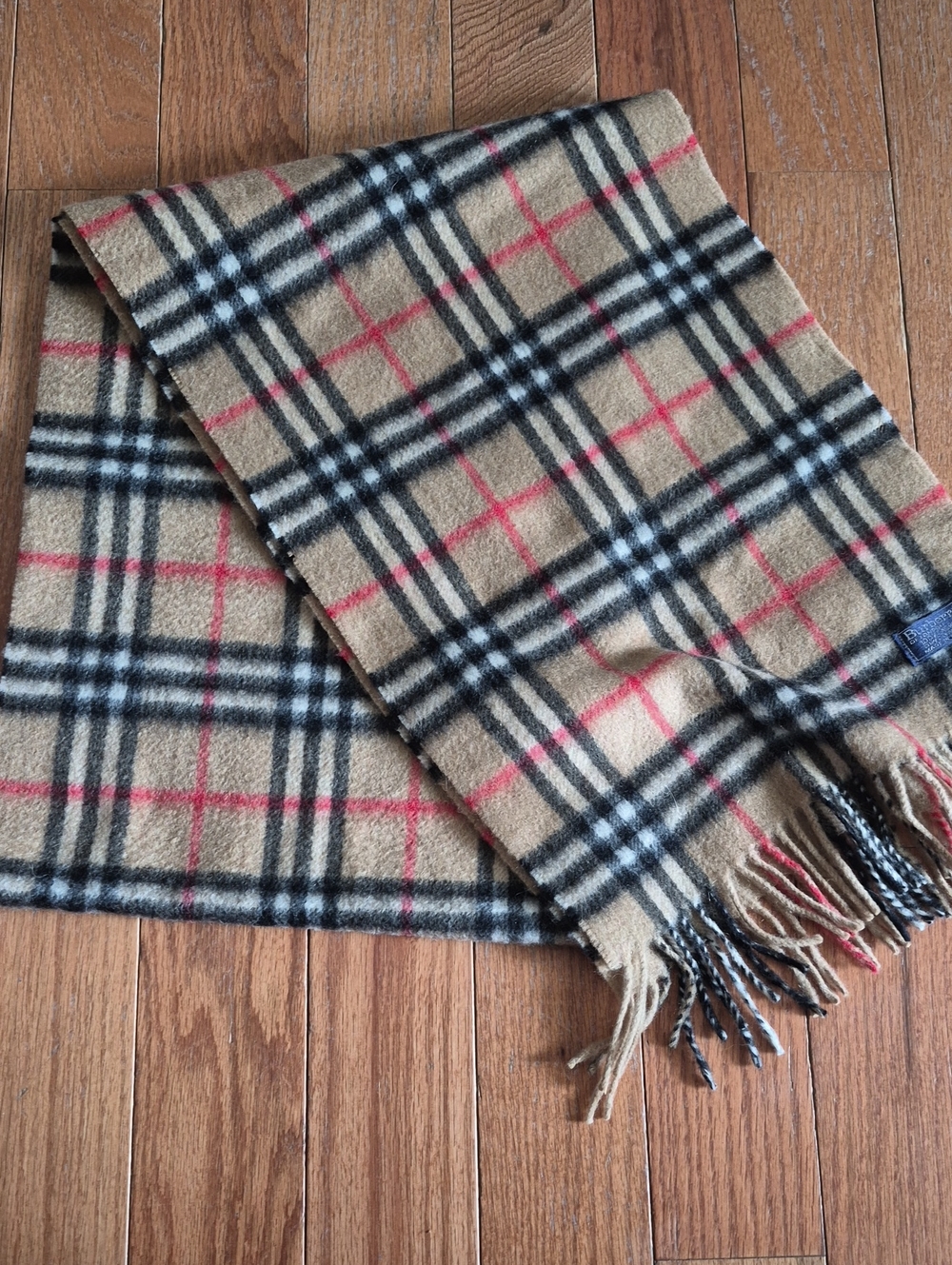 Burberrys Classic Cashmere Scarf - Womens Accessory